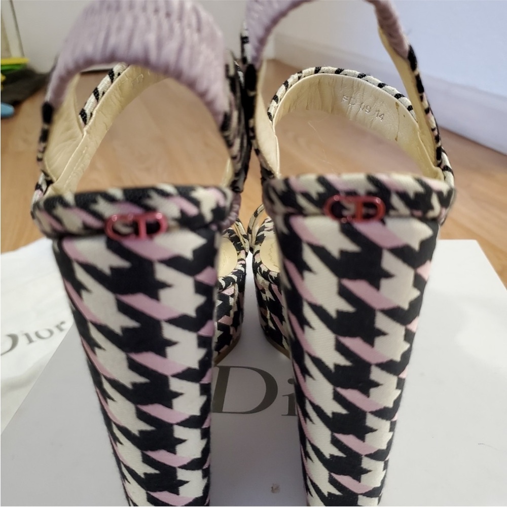 Dior Volt Wedge Sandal - Picture 2 of 7